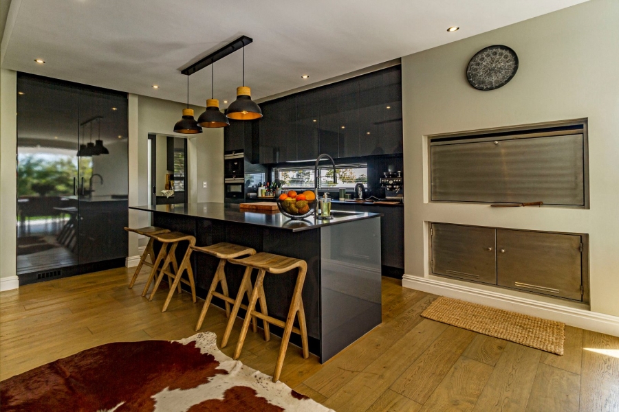4 Bedroom Property for Sale in Croydon Gardens Estate Western Cape